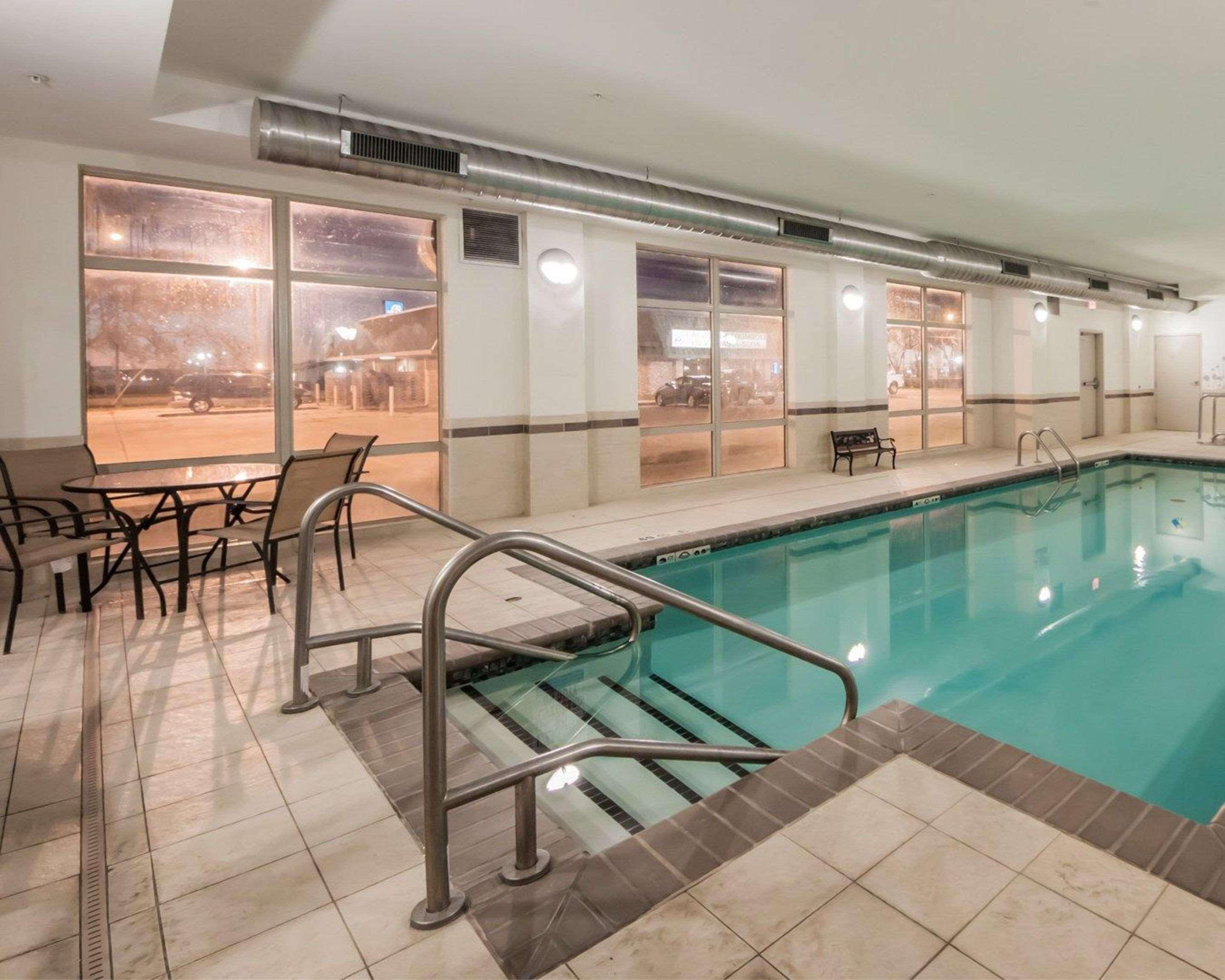 Sleep Inn & Suites Елк Сити Екстериор снимка