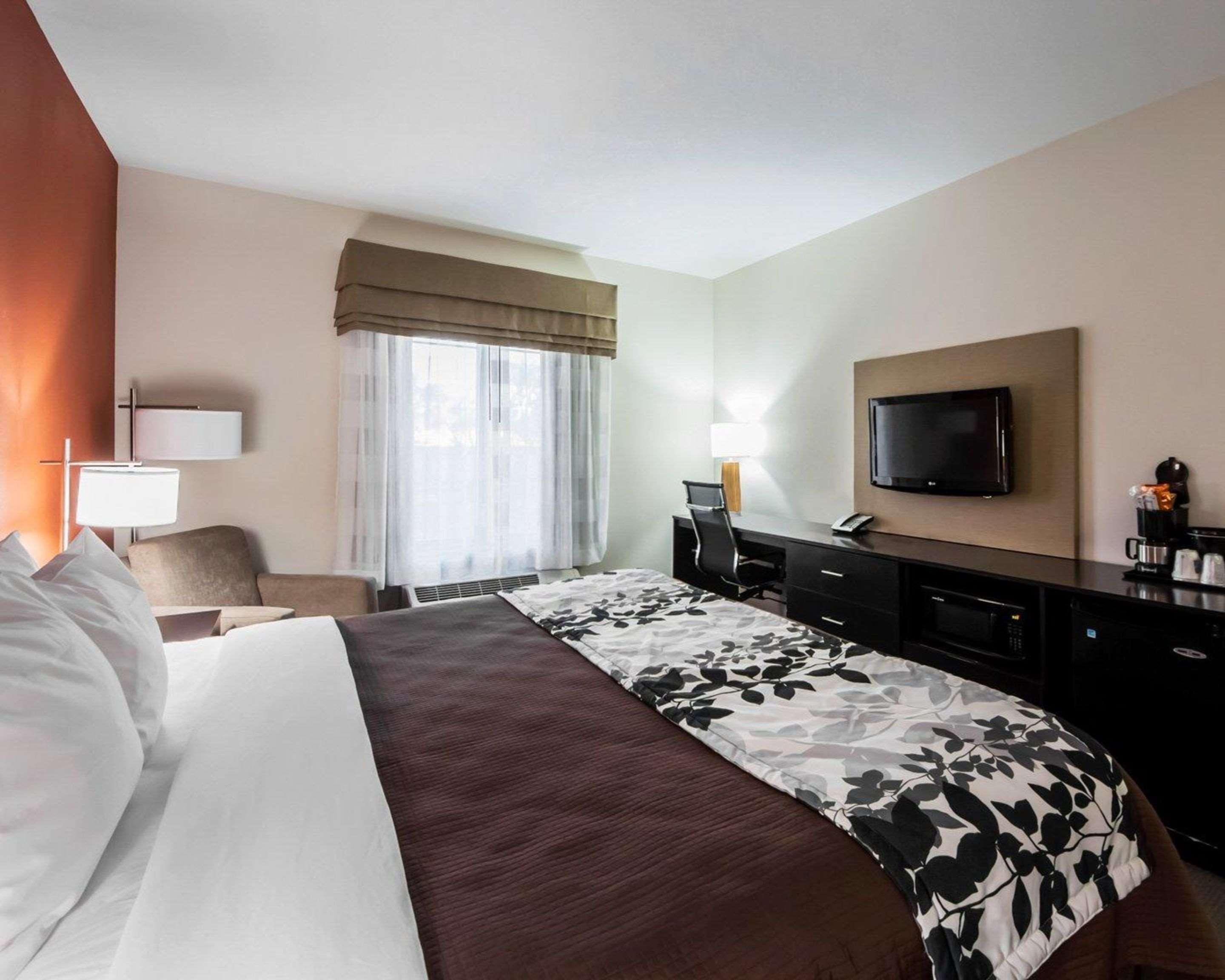 Sleep Inn & Suites Елк Сити Екстериор снимка